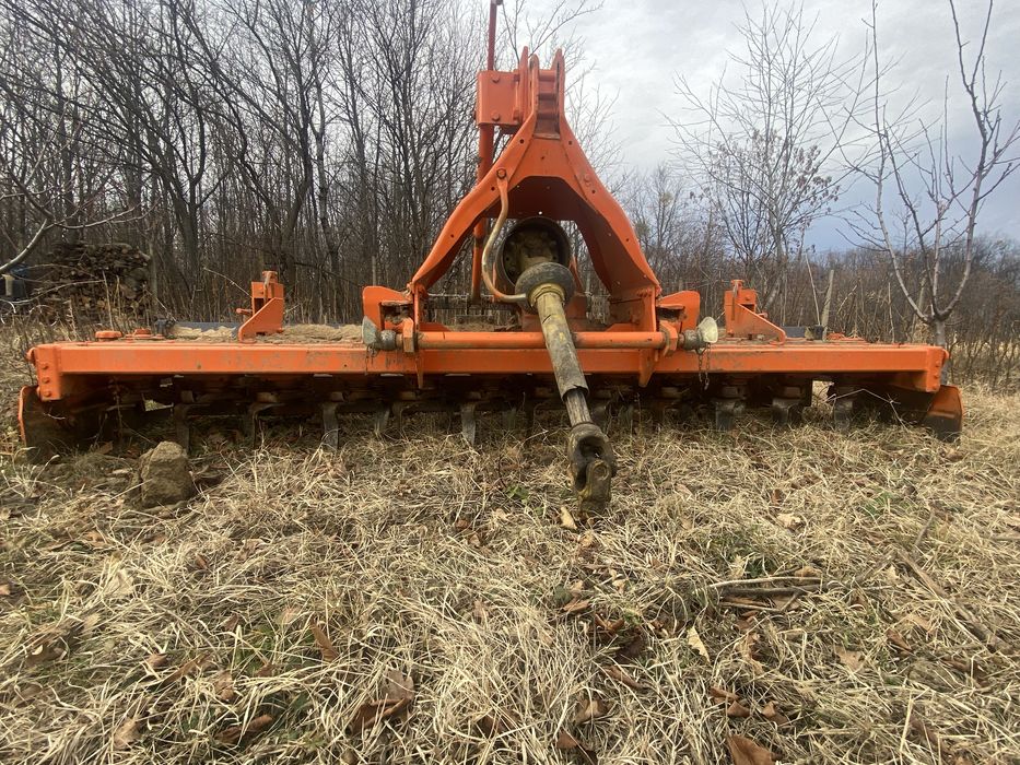 Freza tractor pamant agricola 3m vand schimb