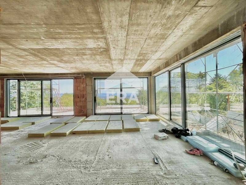 Самостоятелна къща за продажба в полина на Витоша