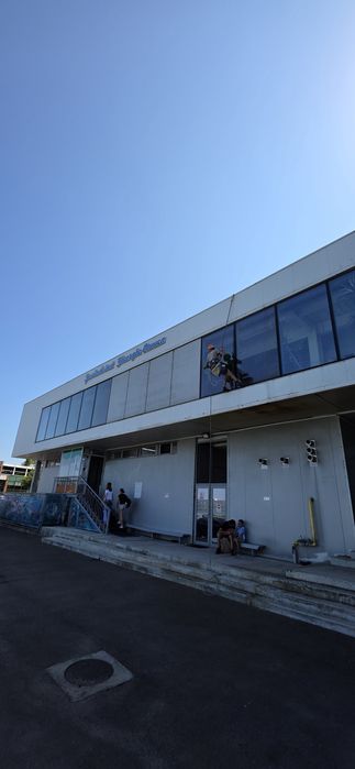 Spălat fațade cu Alpiniști utilitari