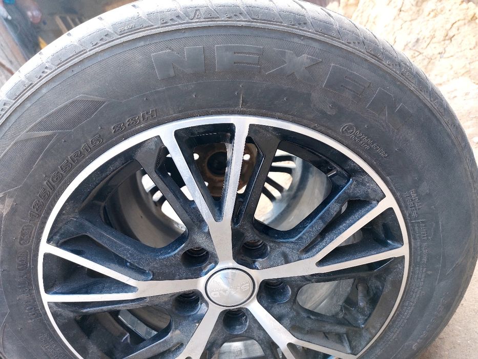 Продам  диски с резиной