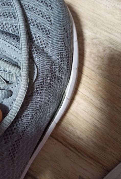 Adidas original Nike