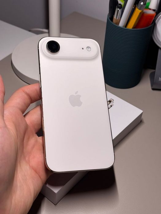 iPhone Air stare 10/10, cu cutie si garantie emag, 512gb, 17 air