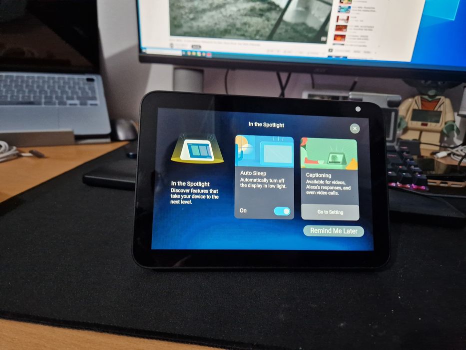 Amazon Echo Show 8 gen 1
