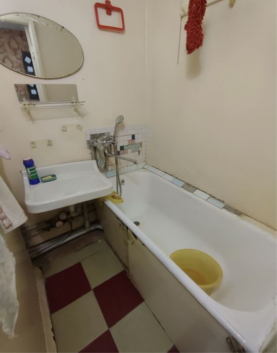 Продается 2 ком квартира