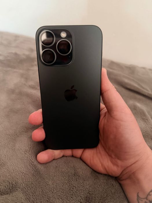 Продам iphone 15 Pro Max 256gb идеал 88%