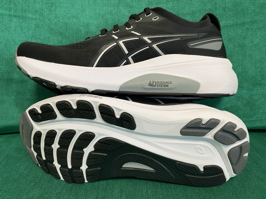 Pantofi sport pentru alegare Asics Gel-Kayano 31 marimea 43.5