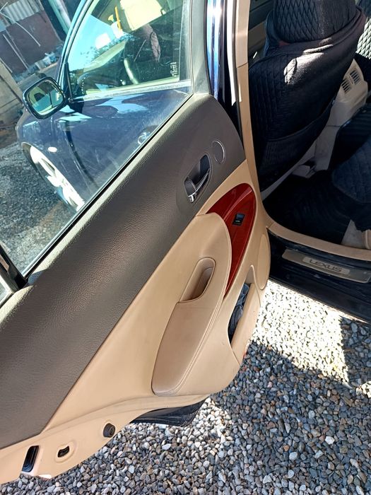 В продаже Lexus Gs 300