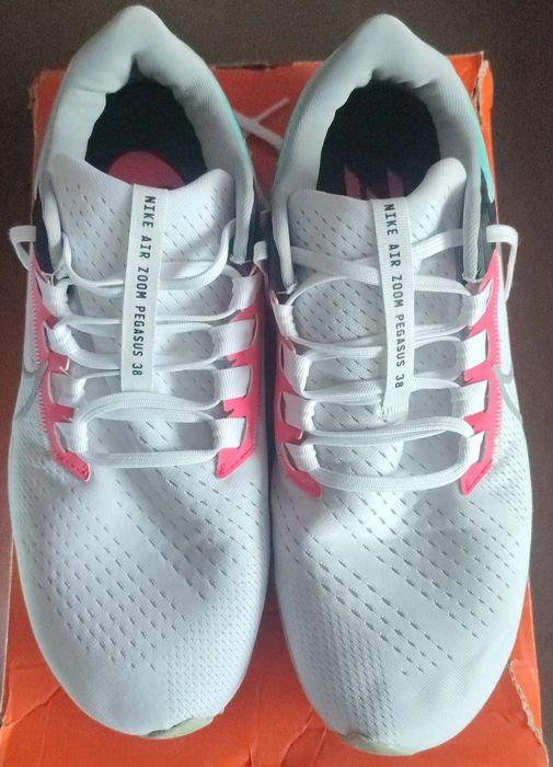 Nike Air Zoom Pegasus 38 "Miami South Beach"