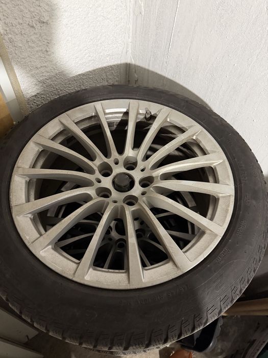 Jante BMW G 30  pe 18 cu anvelope de iarna Pirelli