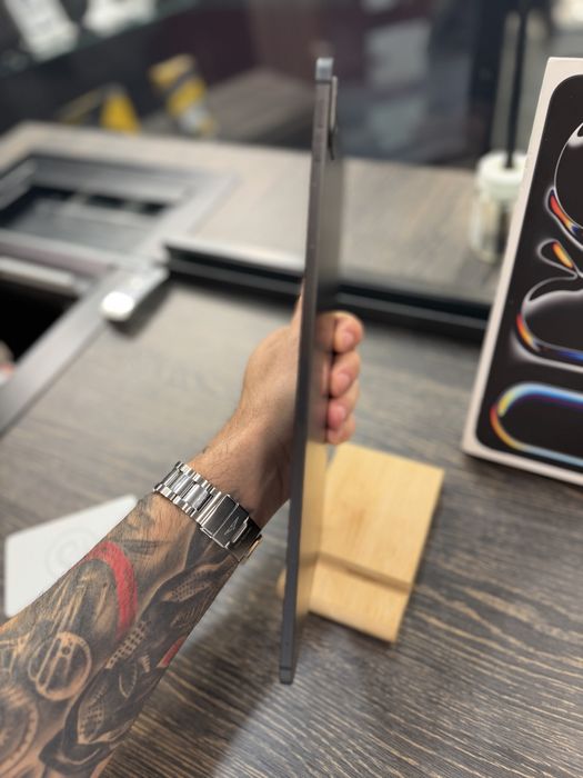 MrsAmanet: ioad 11 pro 512 m4 nou