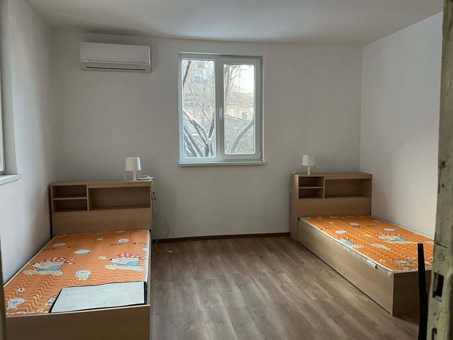 Дава се под наем Къща в София, Център - 90 кв.м за 690 € - Снимка #4