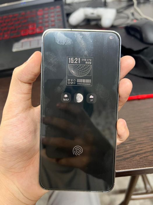 Samsung s23 8/128 идеал, обмен