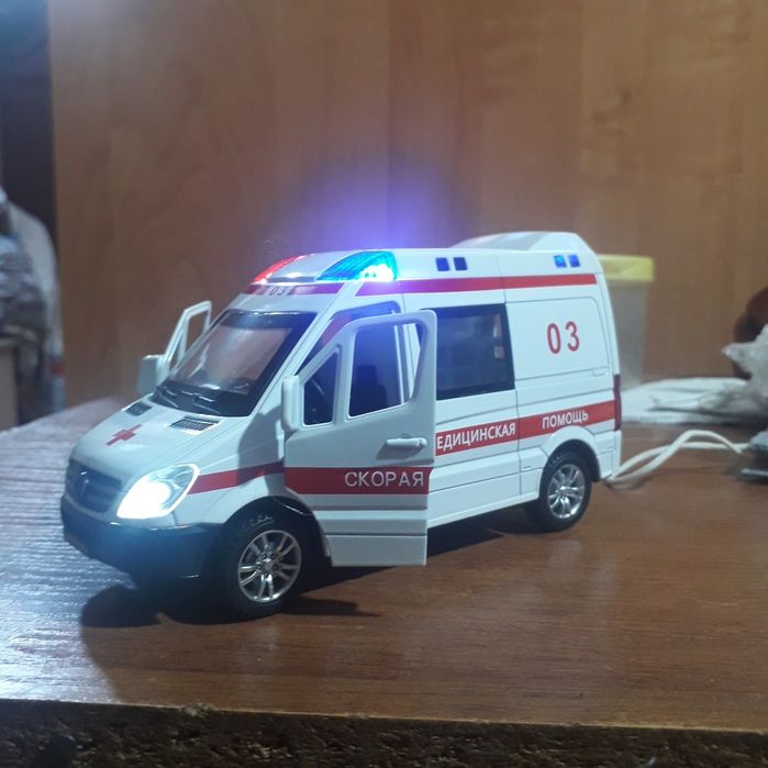 Продам металлические машинки