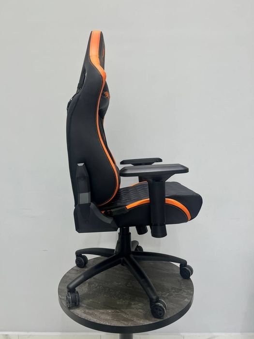 Oʻyon kreslosi.Компьютерное игровое геймерское кресло модель  Cougar