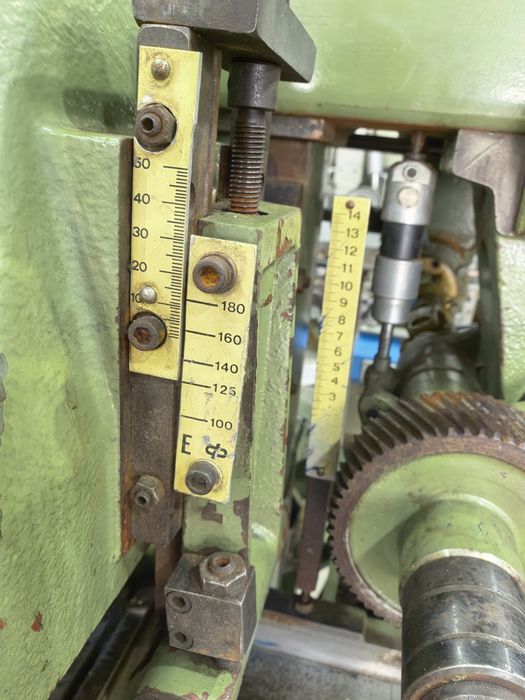 Четиристранка с 5 глави, 180/120мм, обслужена напълно