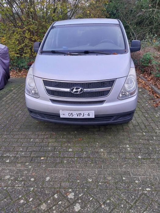 Vand hyndai din 2008 motor 2.5 170 cai