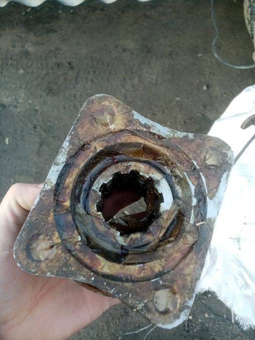 Фланец на Зил 130