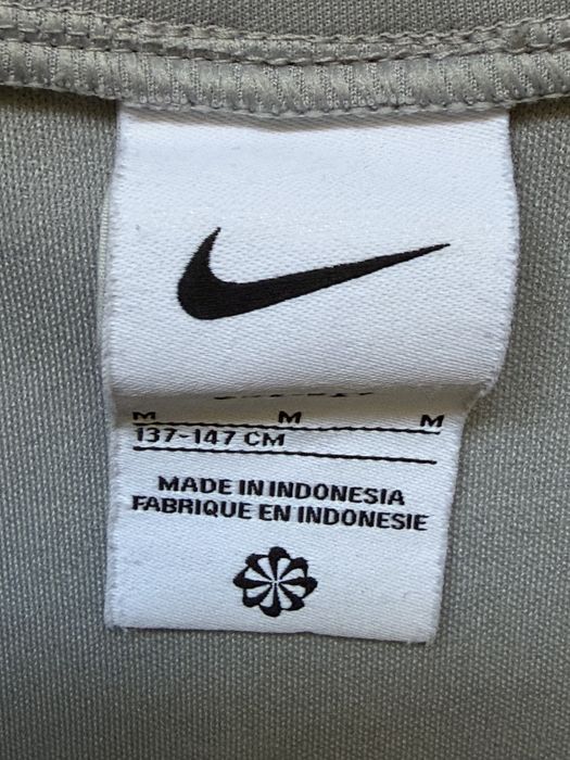 Nike training top за момче детско M блуза за тренировки