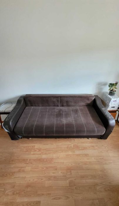 Donez canapea extensibilă