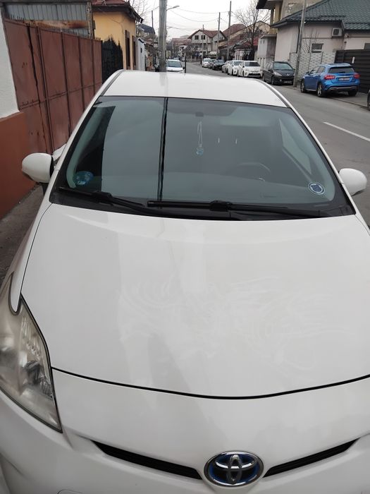Toyota prius,hibrid,full option