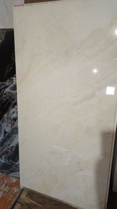 Керамогранит  новый.
