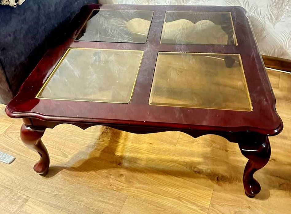 Продам журнальный столик