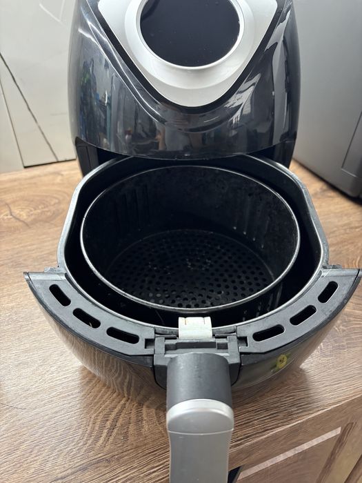 Air Fryer/Фритюрник с горещ въздух
