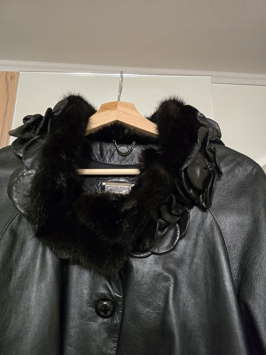 Кожанную куртку плащ