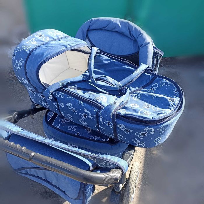 Коляска всесезонная