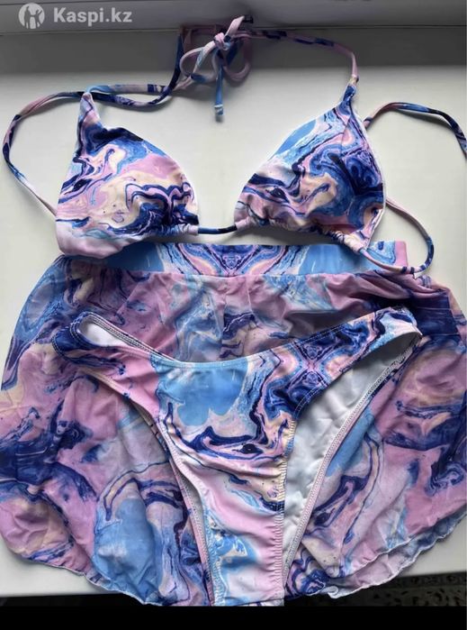 Продам купальник