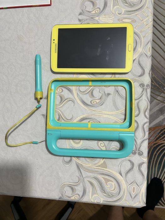 Планшет Samsung Tab3