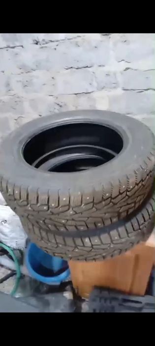 Продам зимние шины