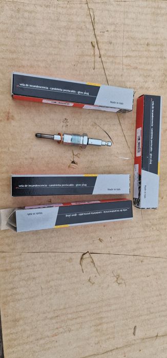 Bujii incandescente tractor fiat 211 215 411.415 311.312.315 fiat 75**