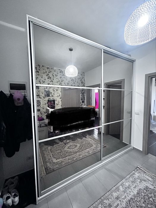 Dressing XXL cu Uși Glisante și Oglindă Totală