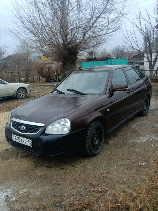 Продам Приору срочно