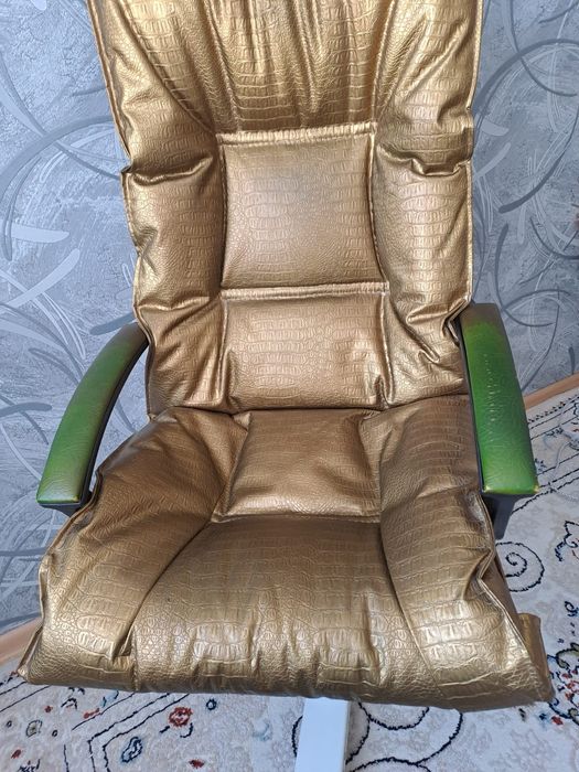 Кресло педикюрное