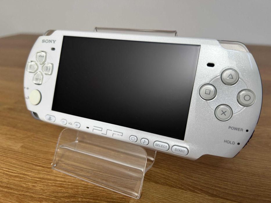 PSP 3000 Pearl White modată — alb perlat rar, garantie 12 luni | Japonia