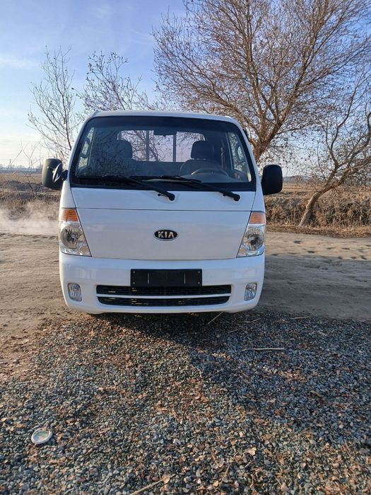Kia bongo 1tonnalik
