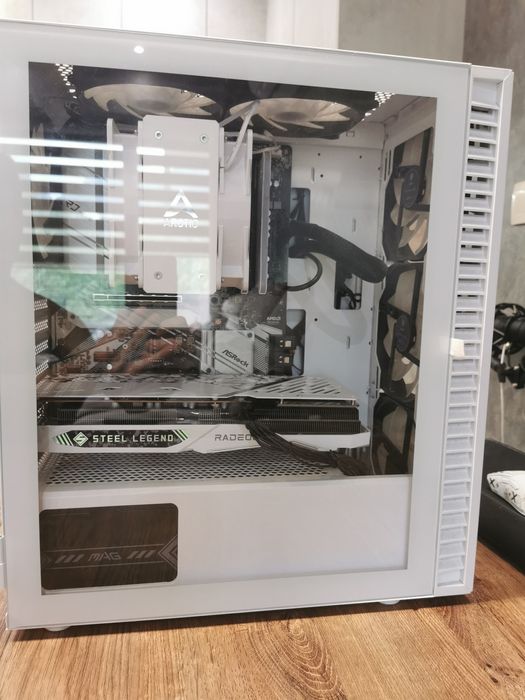 Нов геймърски компютър R7 5700X, 2x16RAM, RX7600