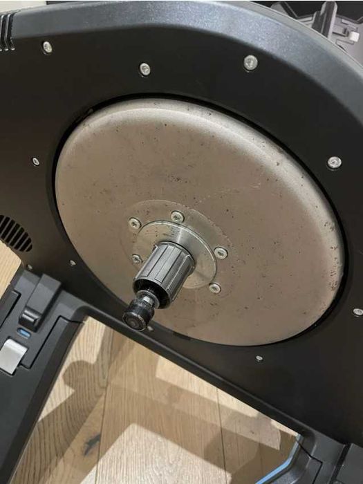 Hometrainer Tacx Neo 2 Smart + COG & Clicks Zwift