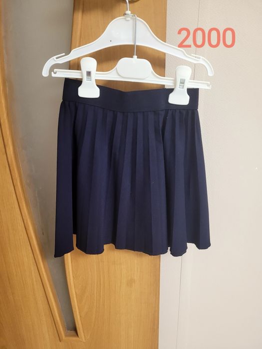 Продам Школьные вещи на девочку