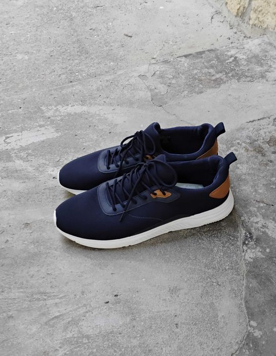 Vând sneaker bărbați