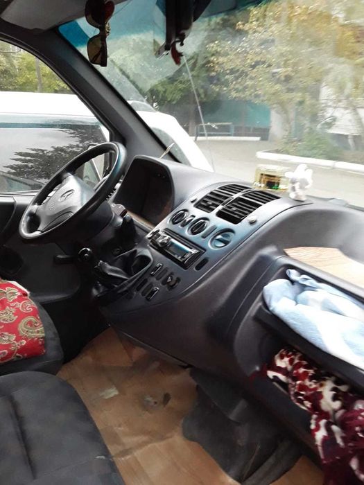 Продам минивэн "Mercedec vito"