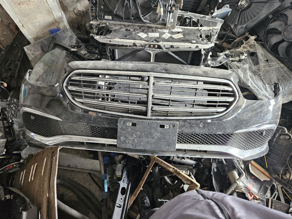 Предна оборудвана броня за Mercedes W213 feislift 2023