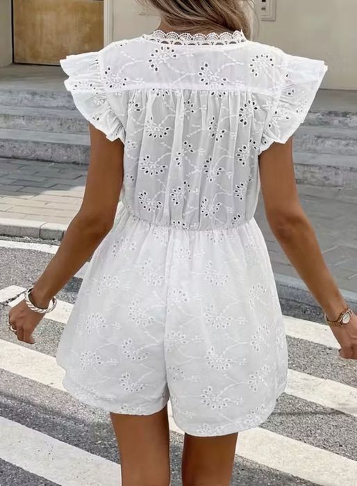 Бял къс гащеризон