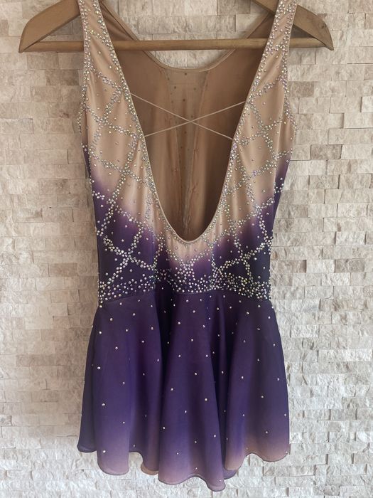 Трико за фигурно пързаляне S размер