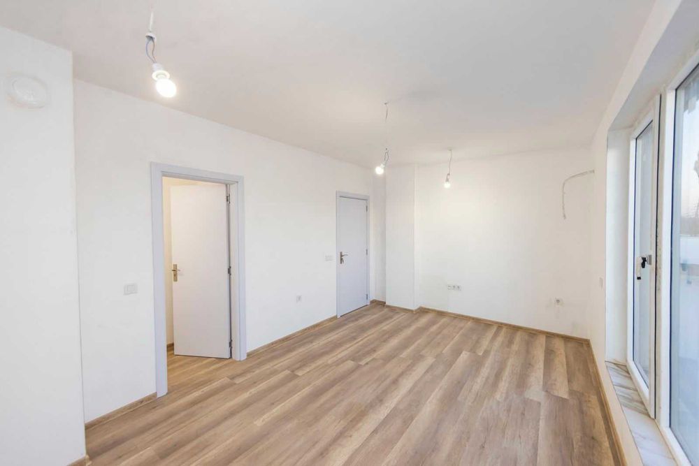 Продава се Двустаен апартамент в София, Център - 86 кв.м за 1477 €/кв.м - Снимка #4