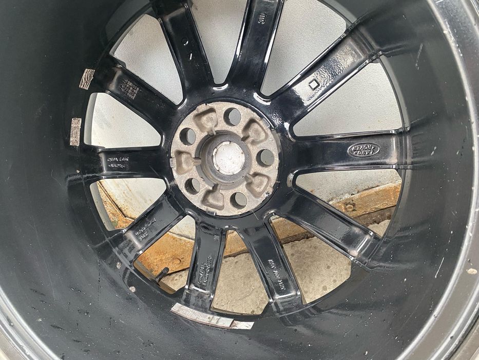 Дески на RANGE ROVER 265/50/20