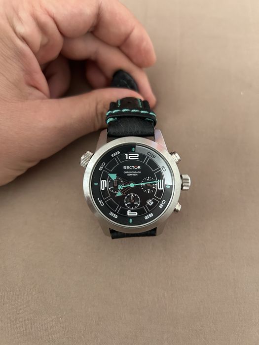 Vand ceas sector oversize