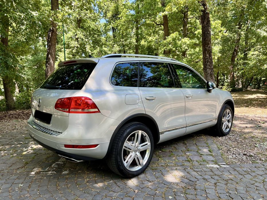 Touareg 2012 V6 245CP!